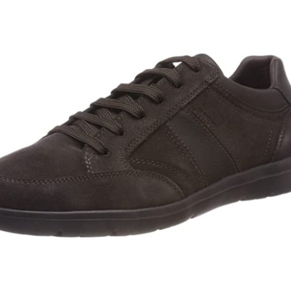 Low Top Sneakers